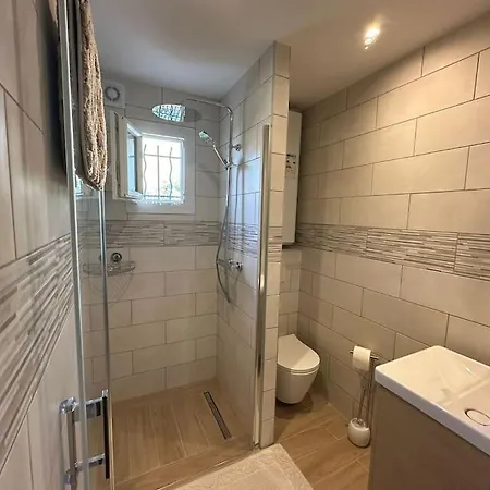 Apartament Cosy A 500m De La Fréjus