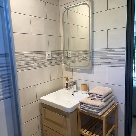 아파트 Cosy A 500m De La Fréjus